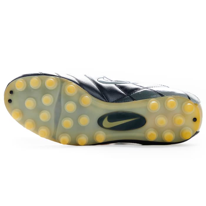 2003 Nike Total 90 II Football Boots (UK 8) - 7/10