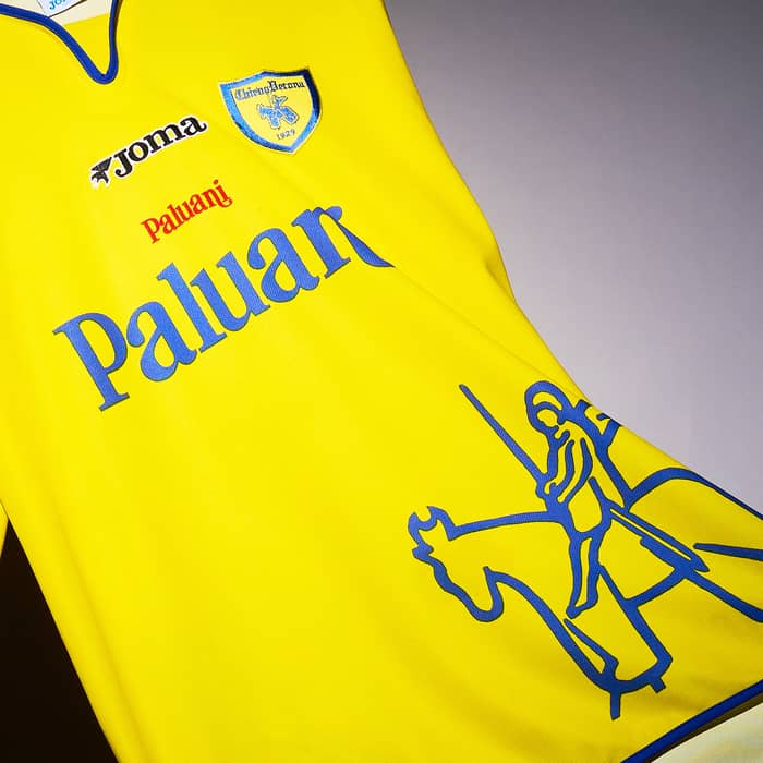 2001-02 Chievo Vérone Maillot Domicile ML Corradi #9 - 8/10 - (M)