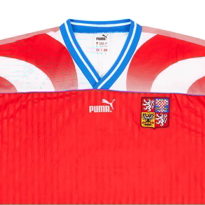 1995-96 Czech Republic Match Issue Home Shirt #8
