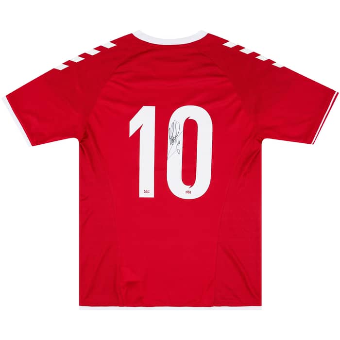 2016-17 Denmark Match Issue Signed Home Shirt #10