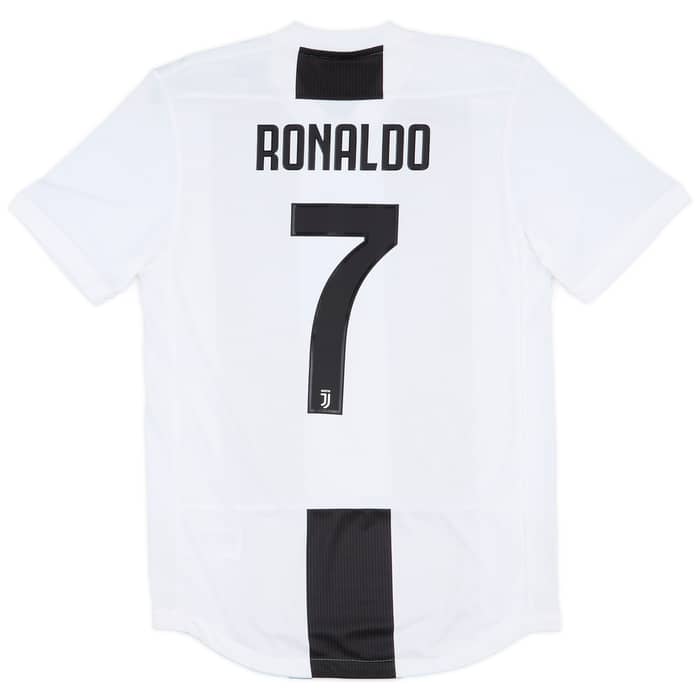 2018-19 Juventus Authentic Home Shirt Ronaldo #7 (M)