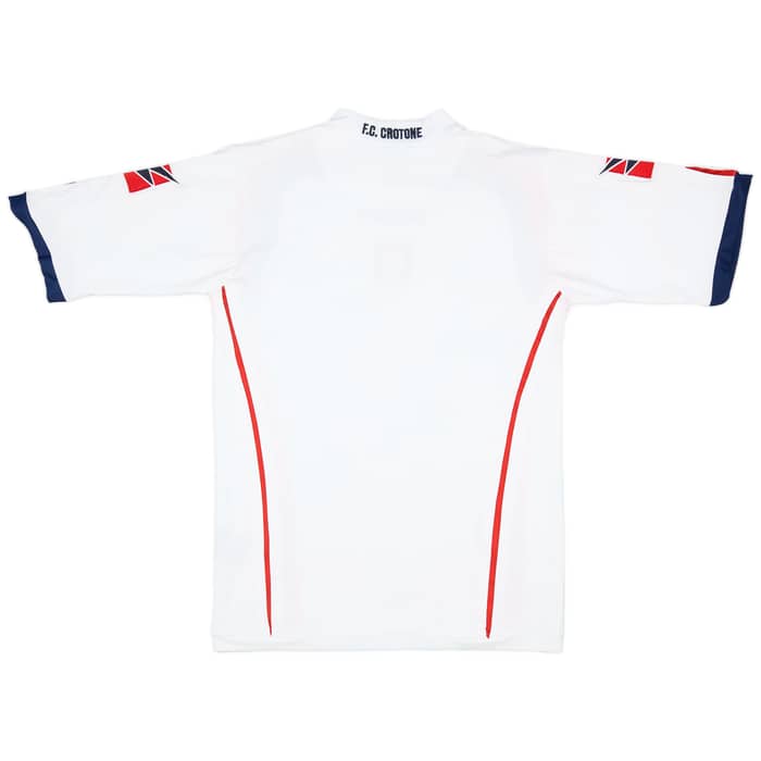 2006-07 Crotone Away Shirt & Shorts Kit - 7/10