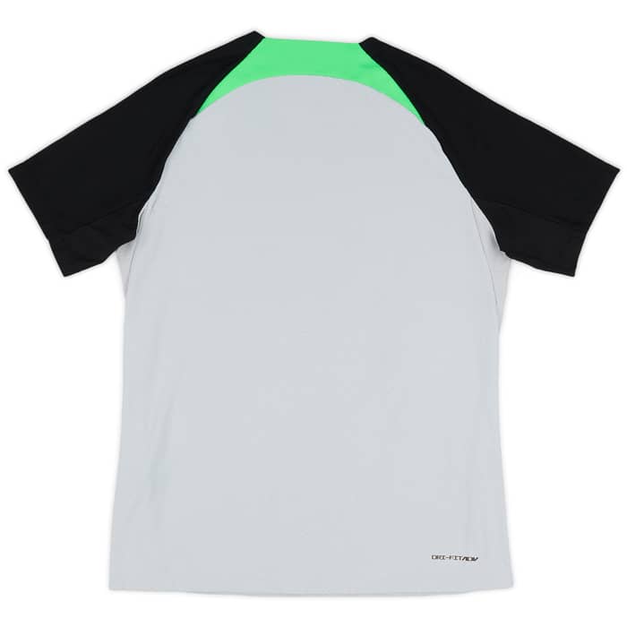 2023-24 Liverpool Player Issue Training Shirt # - 9/10 - (XL)