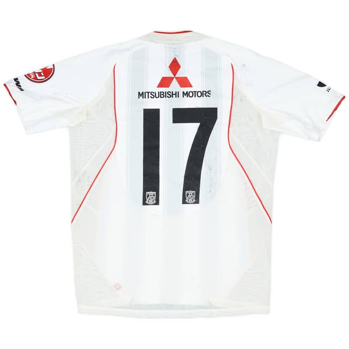 2005 Urawa Red Diamonds Match Issue Away Shirt #17 (Hasebe)