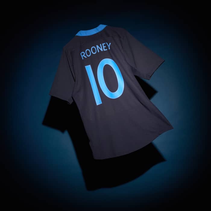 2011-12 England Away Shirt Rooney #10 - 6/10 - (S)