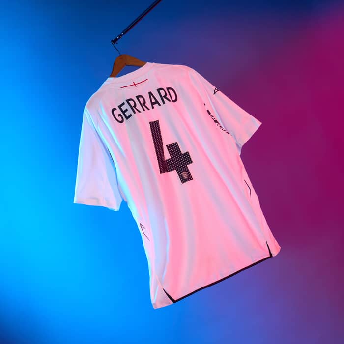 2007-09 Inglaterra Local Camiseta Gerrard #4