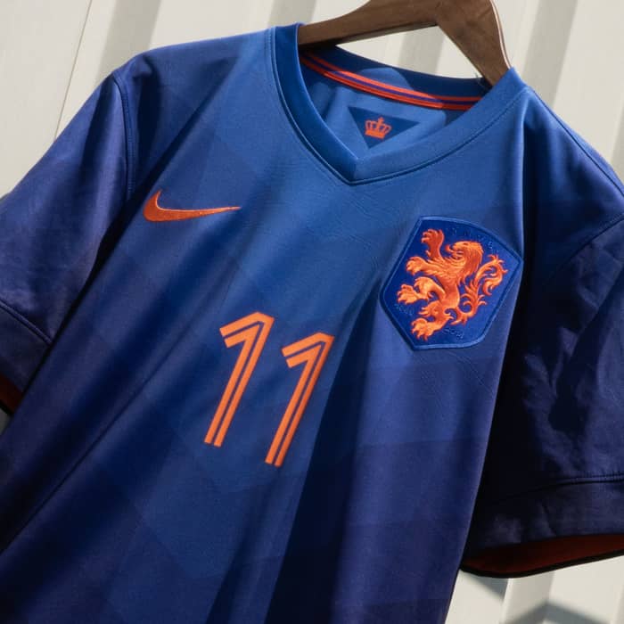 2014-15 Netherlands Away Shirt Robben #11