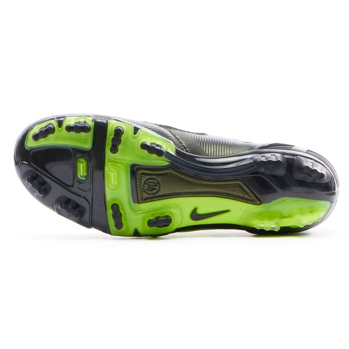 2008 Total 90 Laser II Football Boots *In Box* FG 6