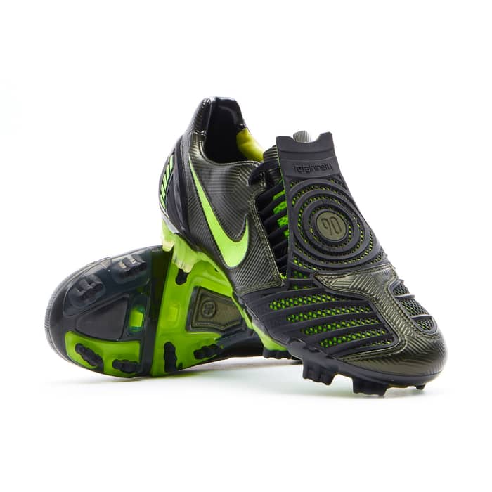 2008 Total 90 Laser II Football Boots *In Box* FG 6