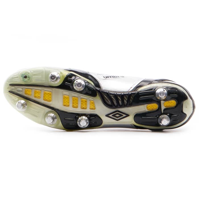 2010 Umbro Player Issue Stealth Pro Football Boots (David James) SG 10½