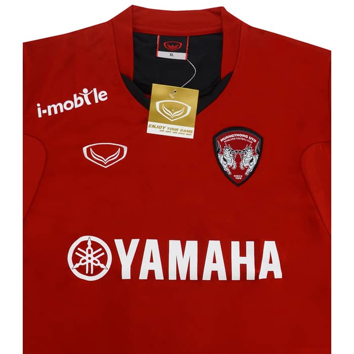 2011 Muangthong United Home Shirt R.Fowler #9 (XL)