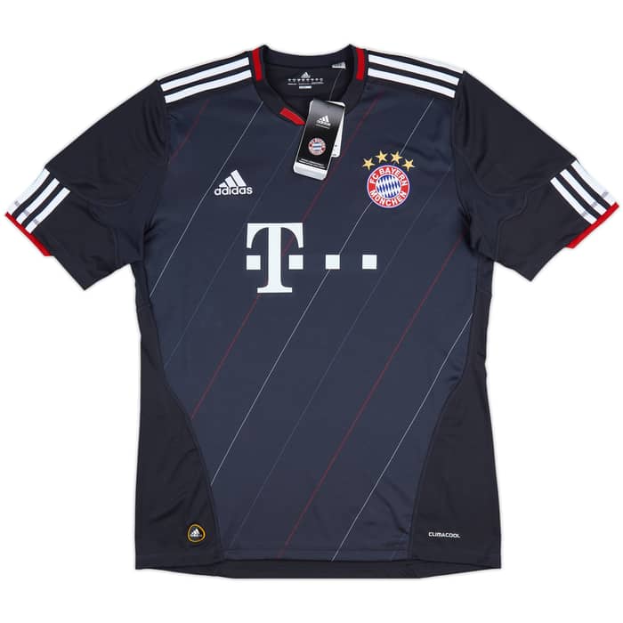 2010-11 Bayern Munich Third Shirt Muller #25 (M)