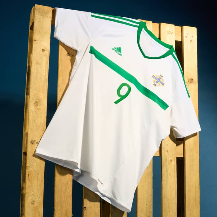 2016-17 Northern Ireland Away Shirt Grigg #9 - 6/10 - (S)