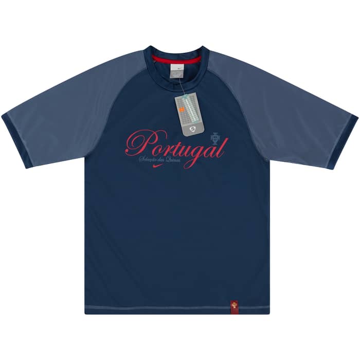 2004-06 Portugal Nike Fan Tee (M)