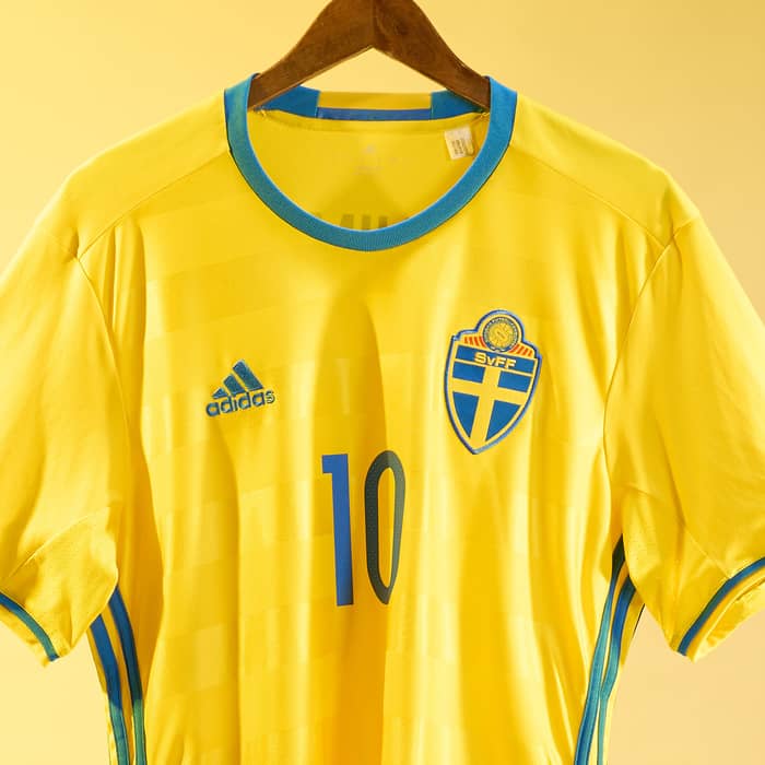 2016-17 Sweden Home Shirt Ibrahimovic #10