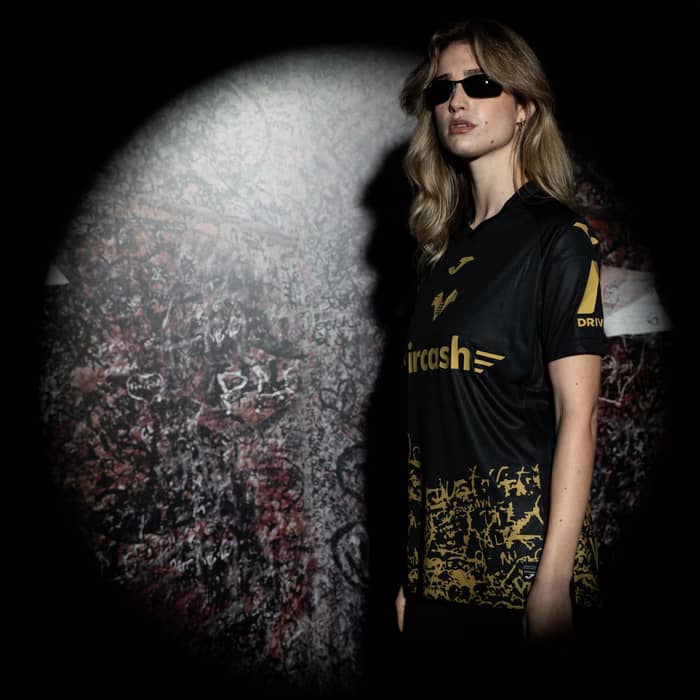 2025-26 Hellas Verona Fourth Shirt