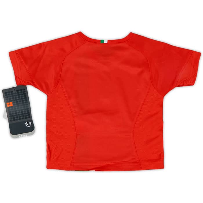 2005-06 Juventus Away Shirt and Shorts (3-6 Months)