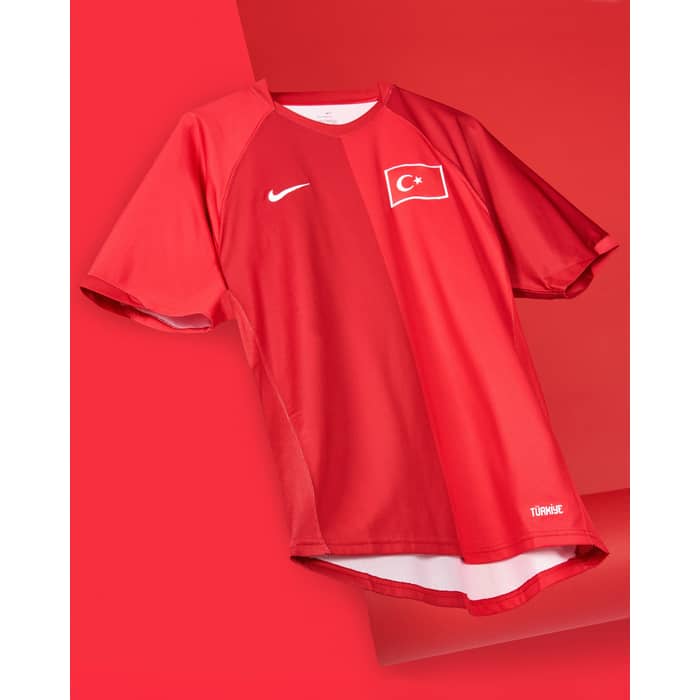 2006-08 Turkey Home Shirt