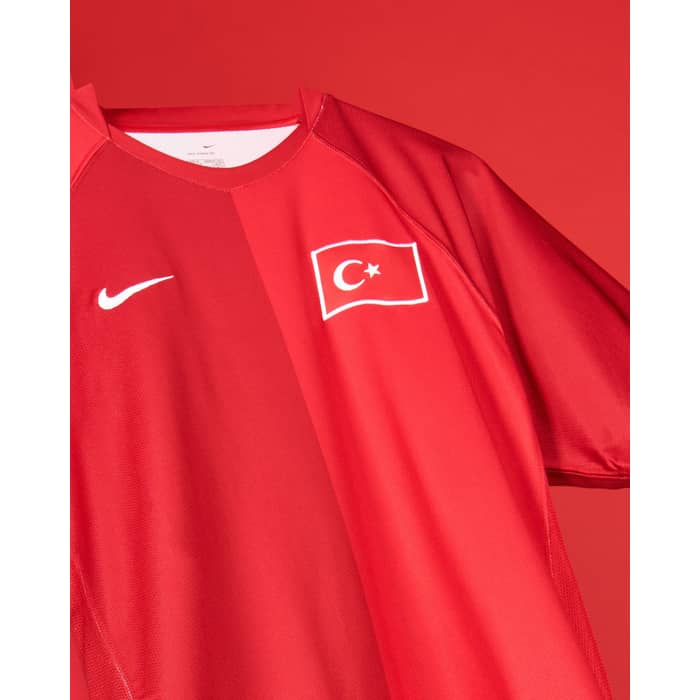 2006-08 Turkey Home Shirt