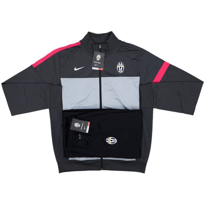 2013-14 Juventus Nike Tracksuit (XL.Boys)