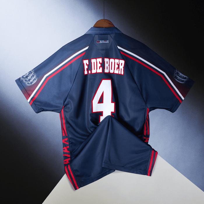 Caja Misteriosa de Camisetas Vintage
