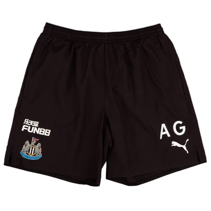 2017-18 Newcastle Staff Issue Training Shorts - 3/10
