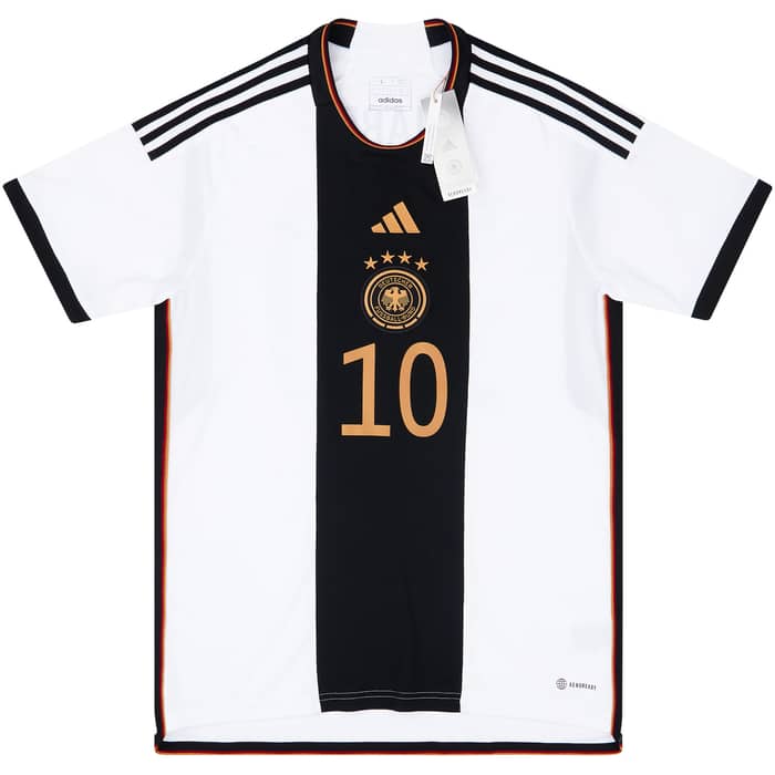 2022-23 Germany Home Shirt Gnabry #10