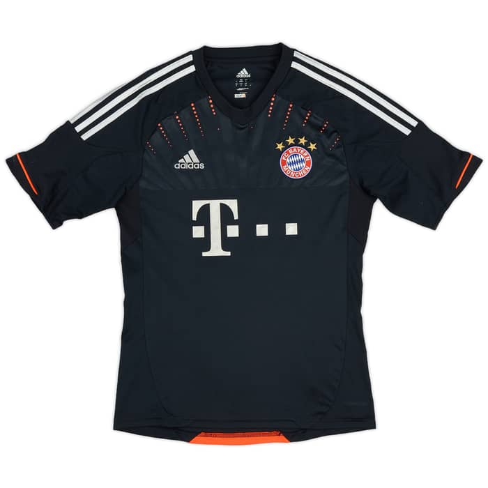2012-13 Bayern Munich Third Shirt Martinez #8 - 5/10 - (S)