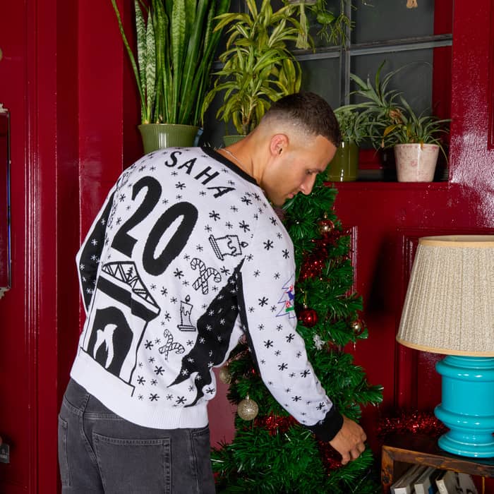 Saha #20 Santa's Grotto Christmas Jumper