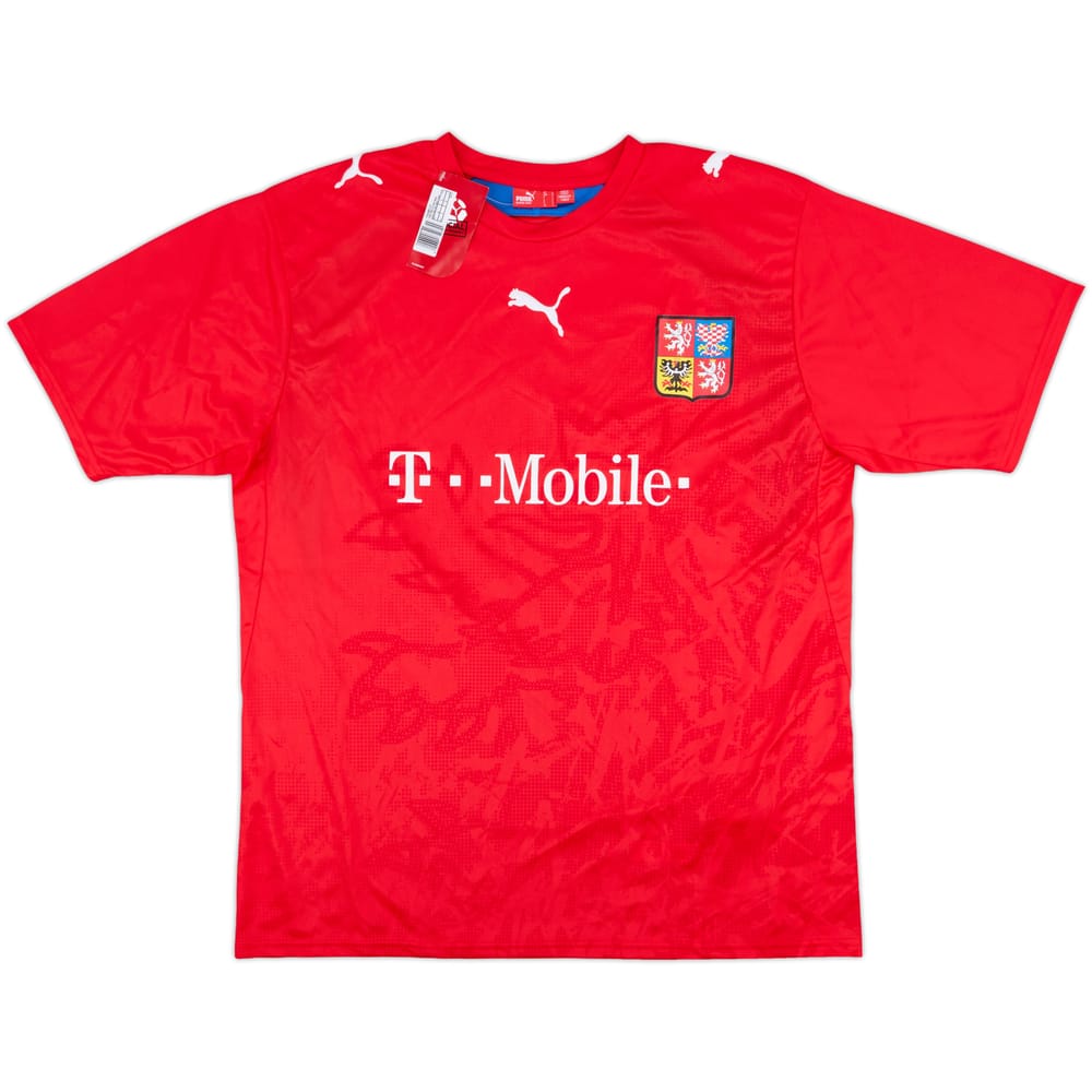 2006-08 Czech Republic Basic Home Shirt (L)