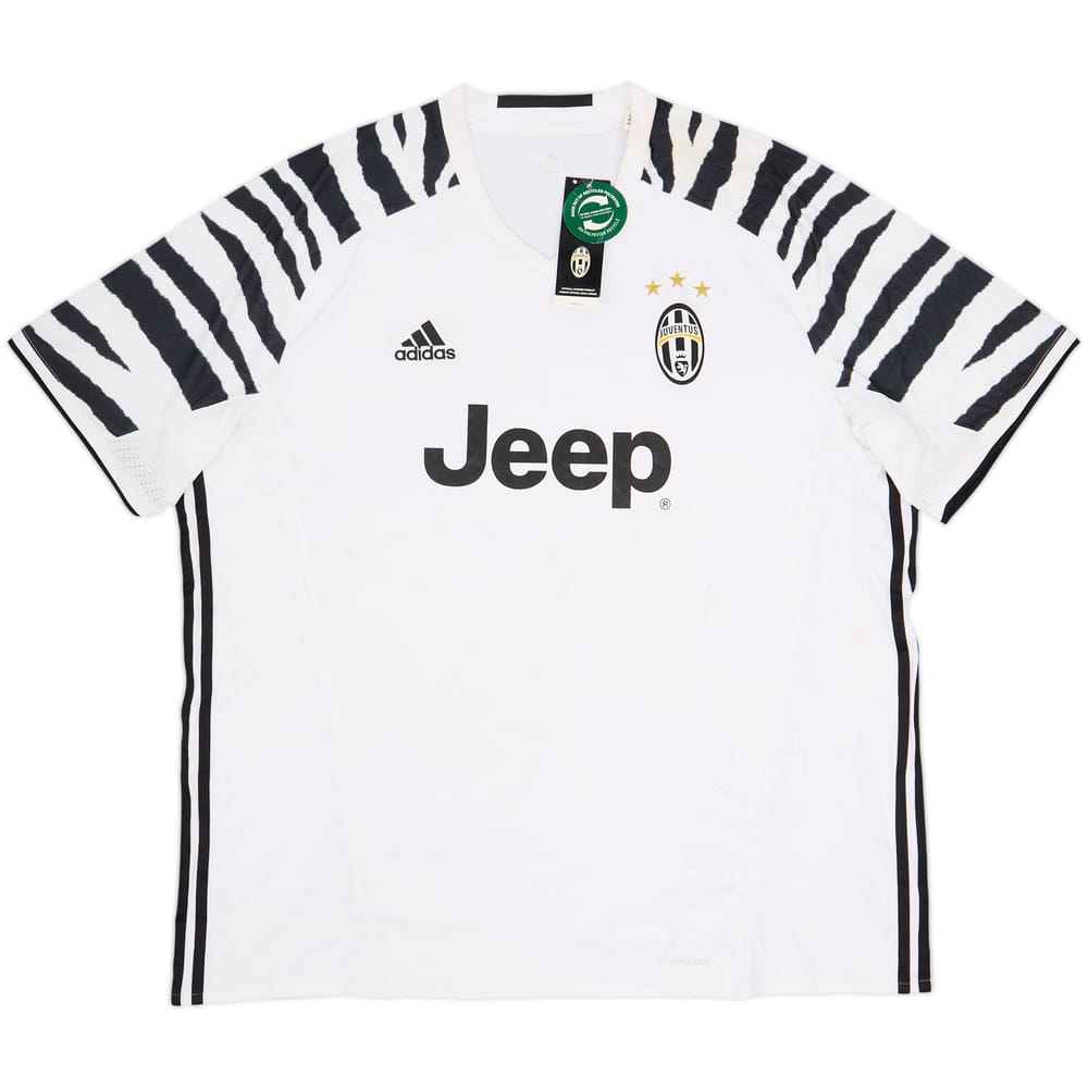 2016-17 Juventus Third Shirt (XXL)