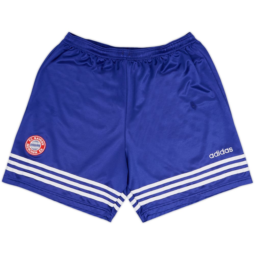 1995-97 Bayern Munich Home Shorts - 4/10 - (M)