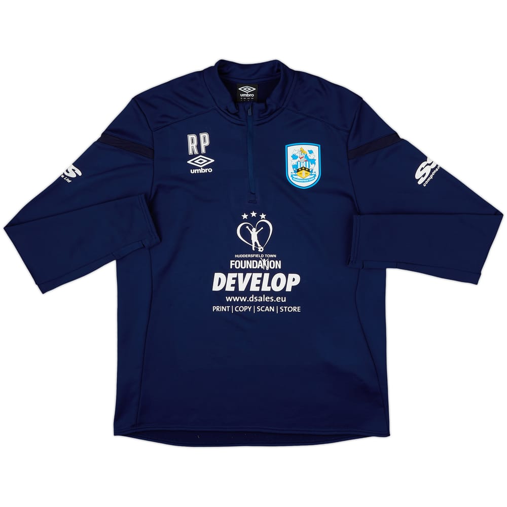 Top de entrenamiento con cierre de 1/4 Umbro de personal del Huddersfield 2022-23 RP - 8/10 - (L)