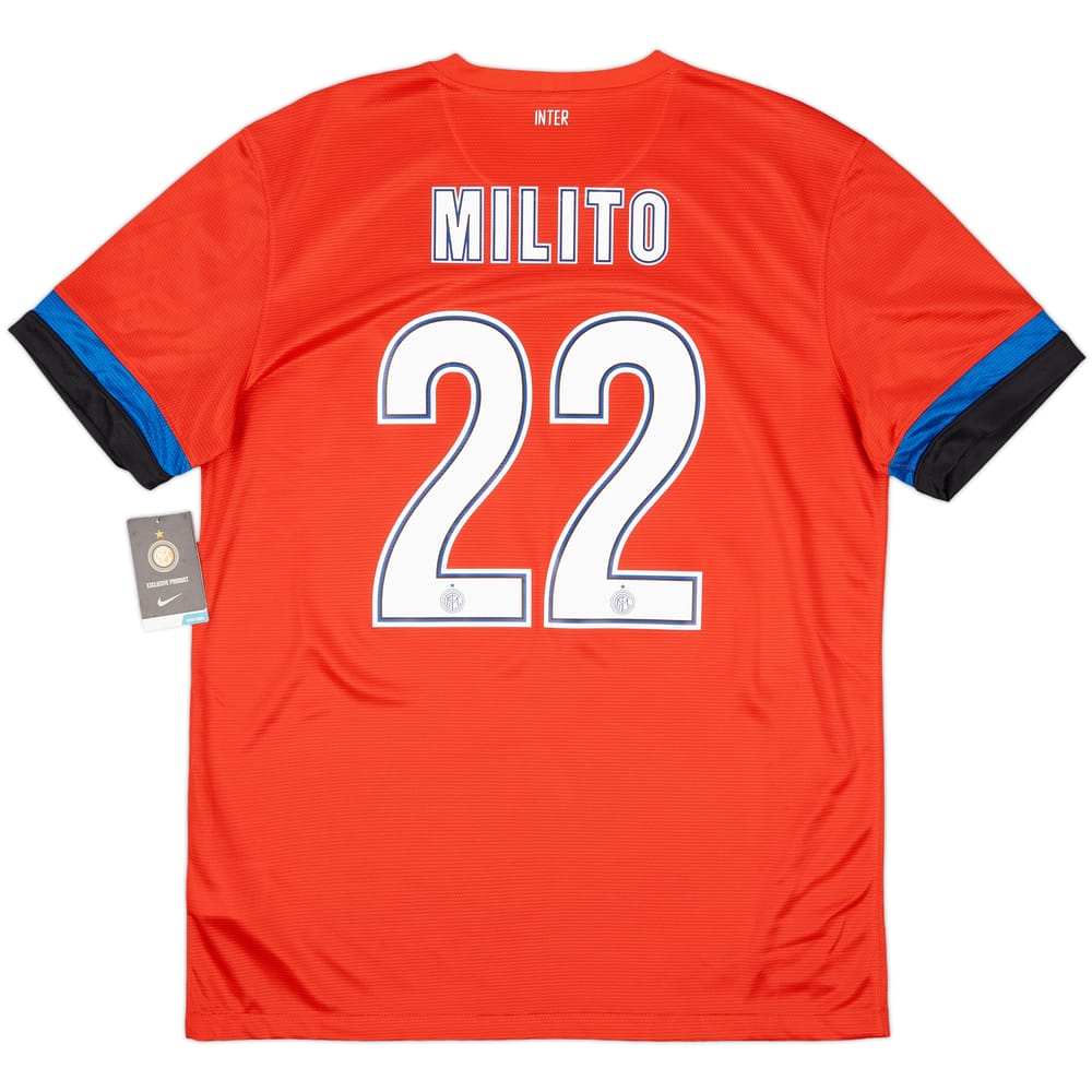 2012-13 Inter Milan Away Shirt Milito #22 (L)