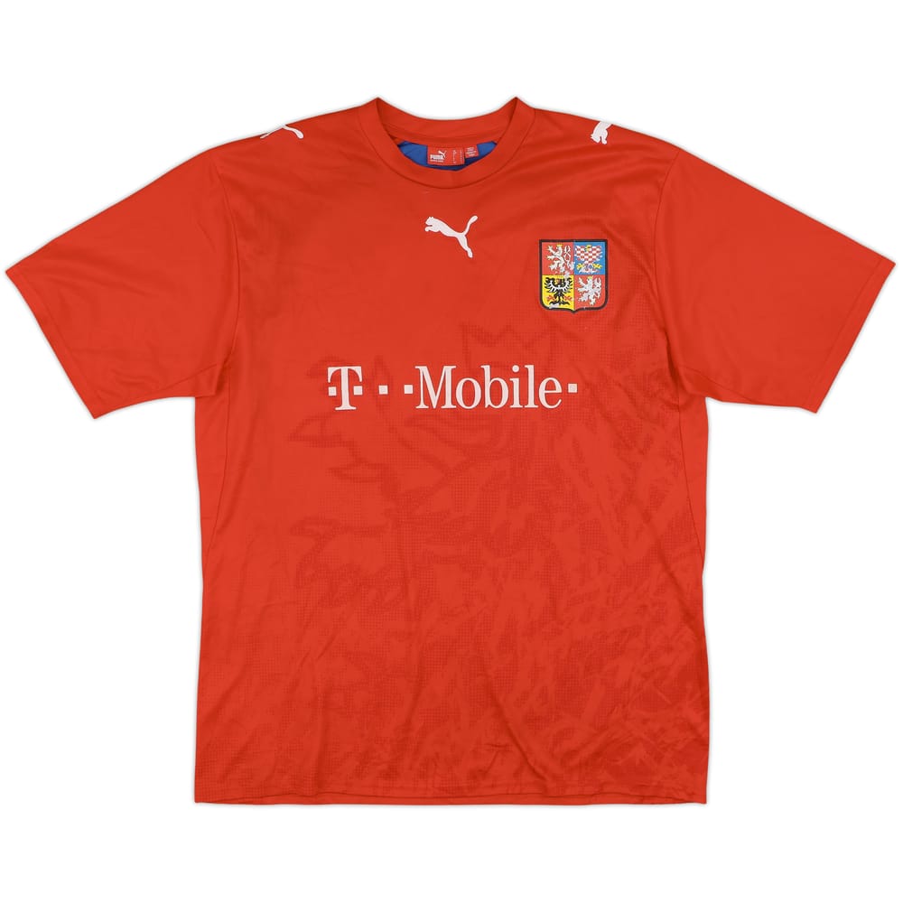 2006-08 Czech Republic Basic Home Shirt - 4/10 - (L)