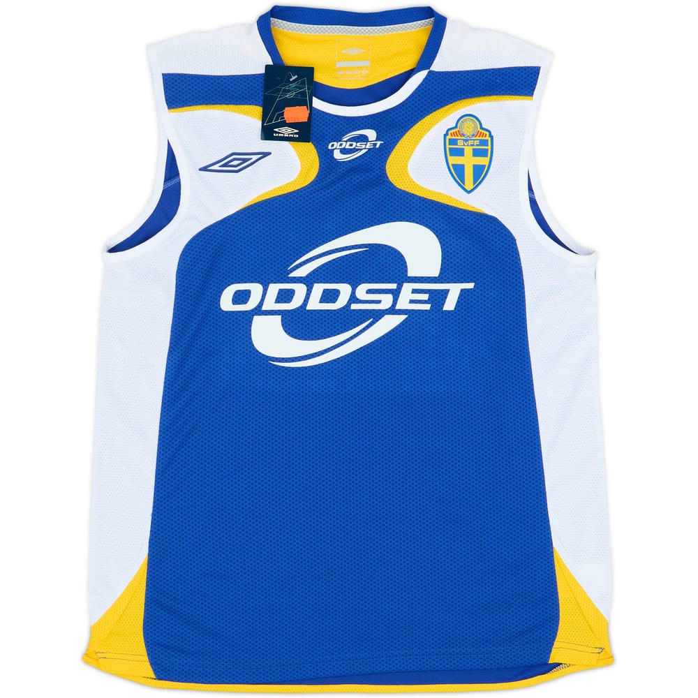 2006-08 Sweden Player Issue Umbro Training Vest (L)