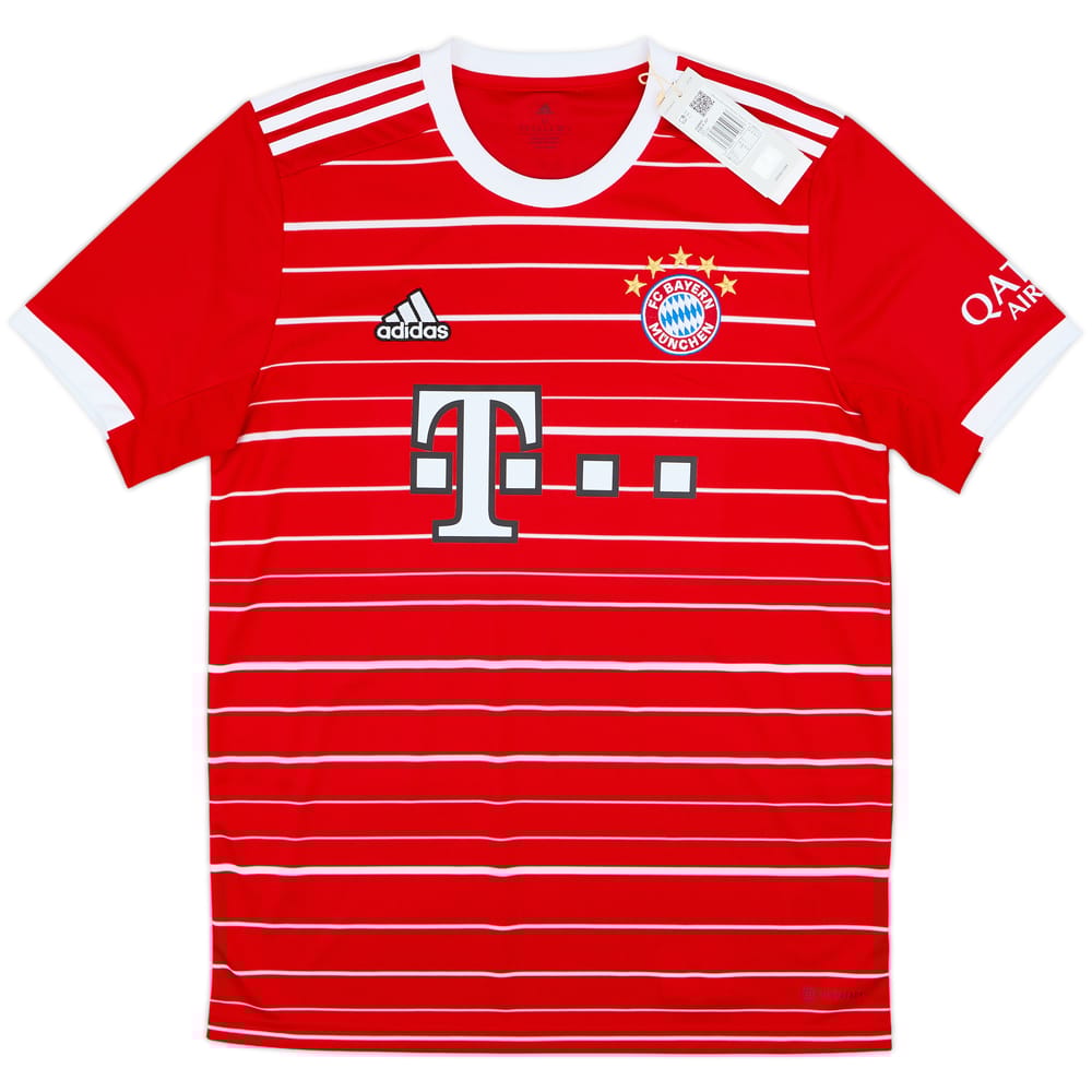 2022-23 Bayern Munich Home Shirt Davies #19 (M)