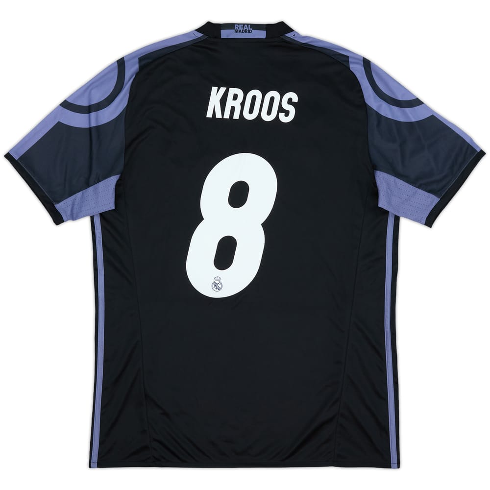 2016-17 Real Madrid Third Shirt Kroos #8 (M)