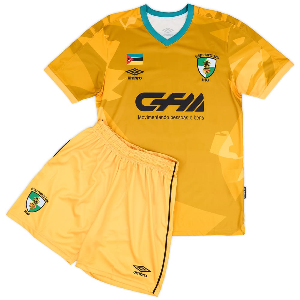 2022 Clube Ferroviario da Beira Third Shirt & Shorts Kit (S)