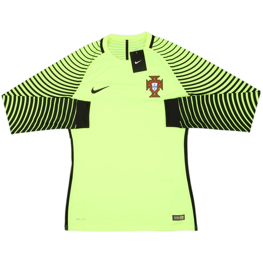 2016-17 Portugal Authentic GK Shirt (M)