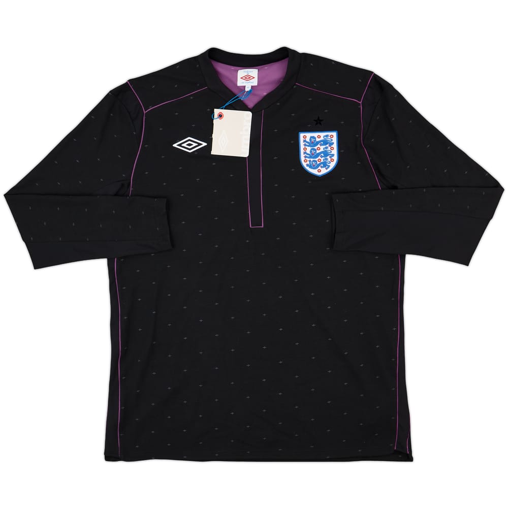 2010-11 England GK Shirt (XL)