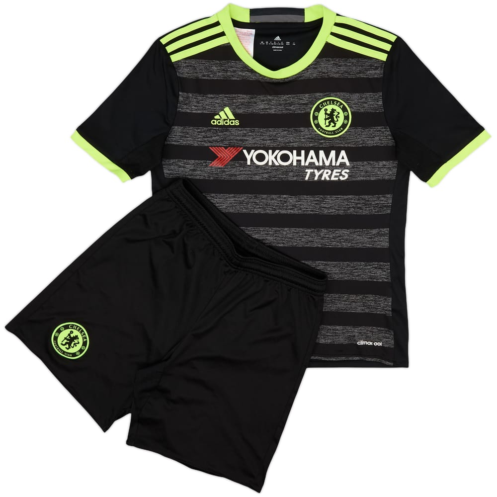 2016-17 Chelsea Away Shirt & Shorts - 8/10 - (M.Boys)