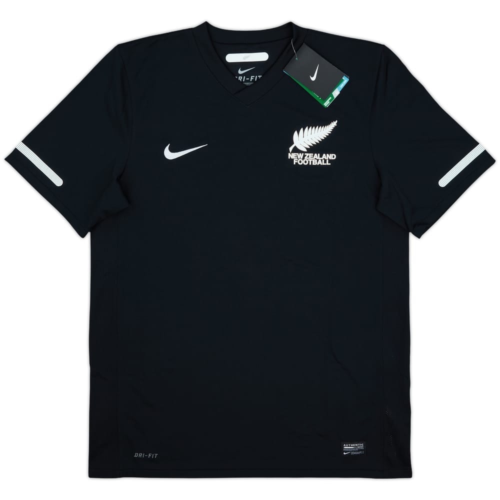 2010-12 New Zealand Away Shirt (M)