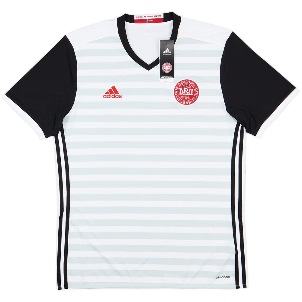 2016-17 Denmark Away Shirt (L)