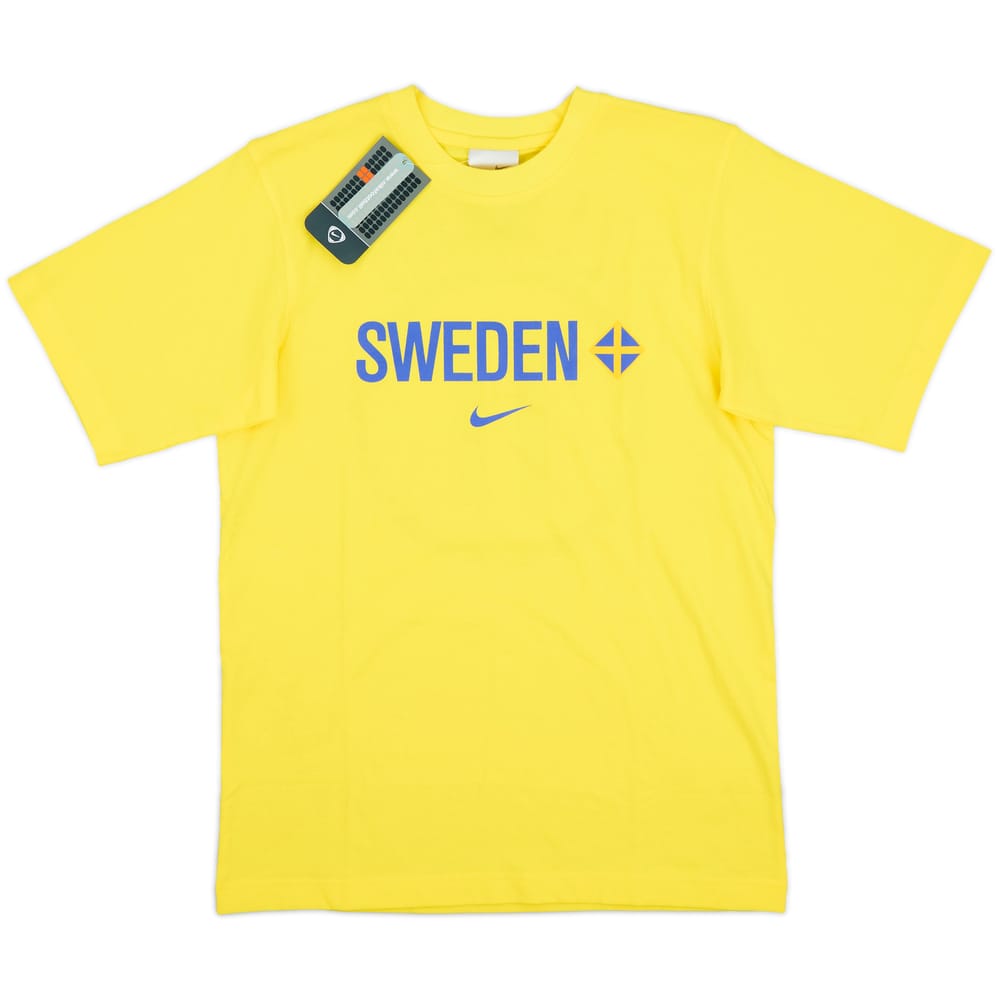 2004-05 Sweden Nike Cotton Tee Zlatan #11 (S)