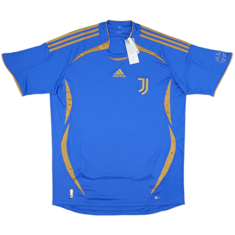 2021-22 Juventus adidas Teamgeist Training Shirt (L)