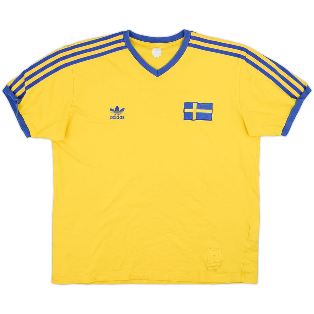 2006 Sweden adidas Originals Retro '1974' Home Shirt #10 #10 (Edstrom) - 6/10 - (M)