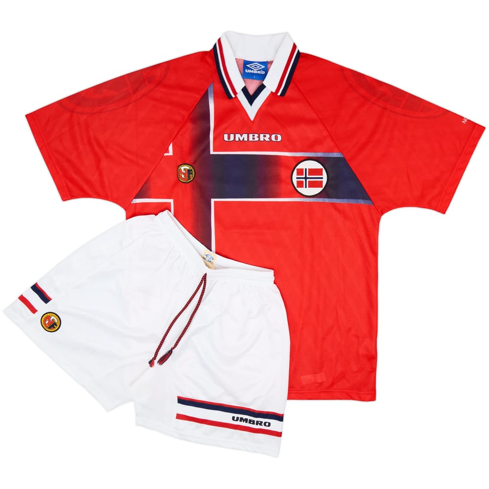 1997-98 Norway Home Shirt & Shorts - 8/10 - (L)