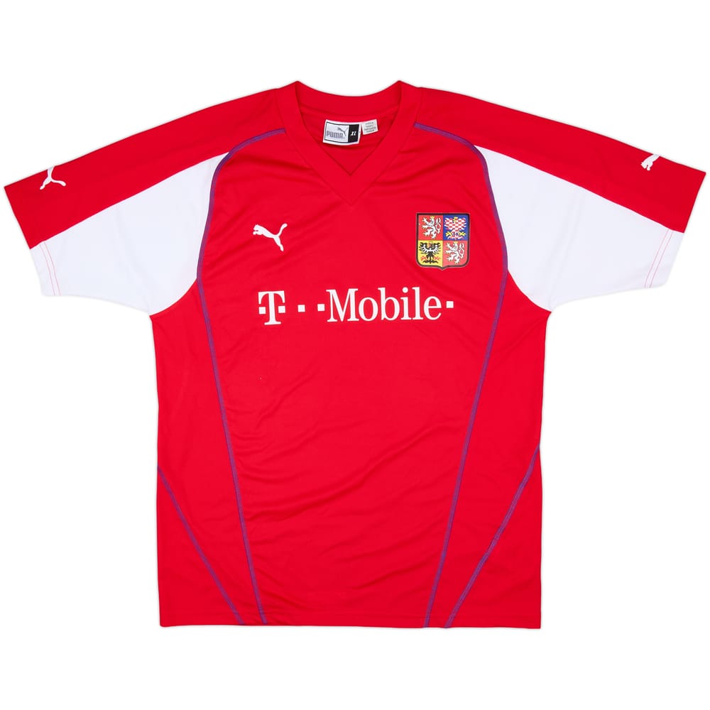 2004-05 Czech Republic Basic Home Shirt - 9/10 - (XL)