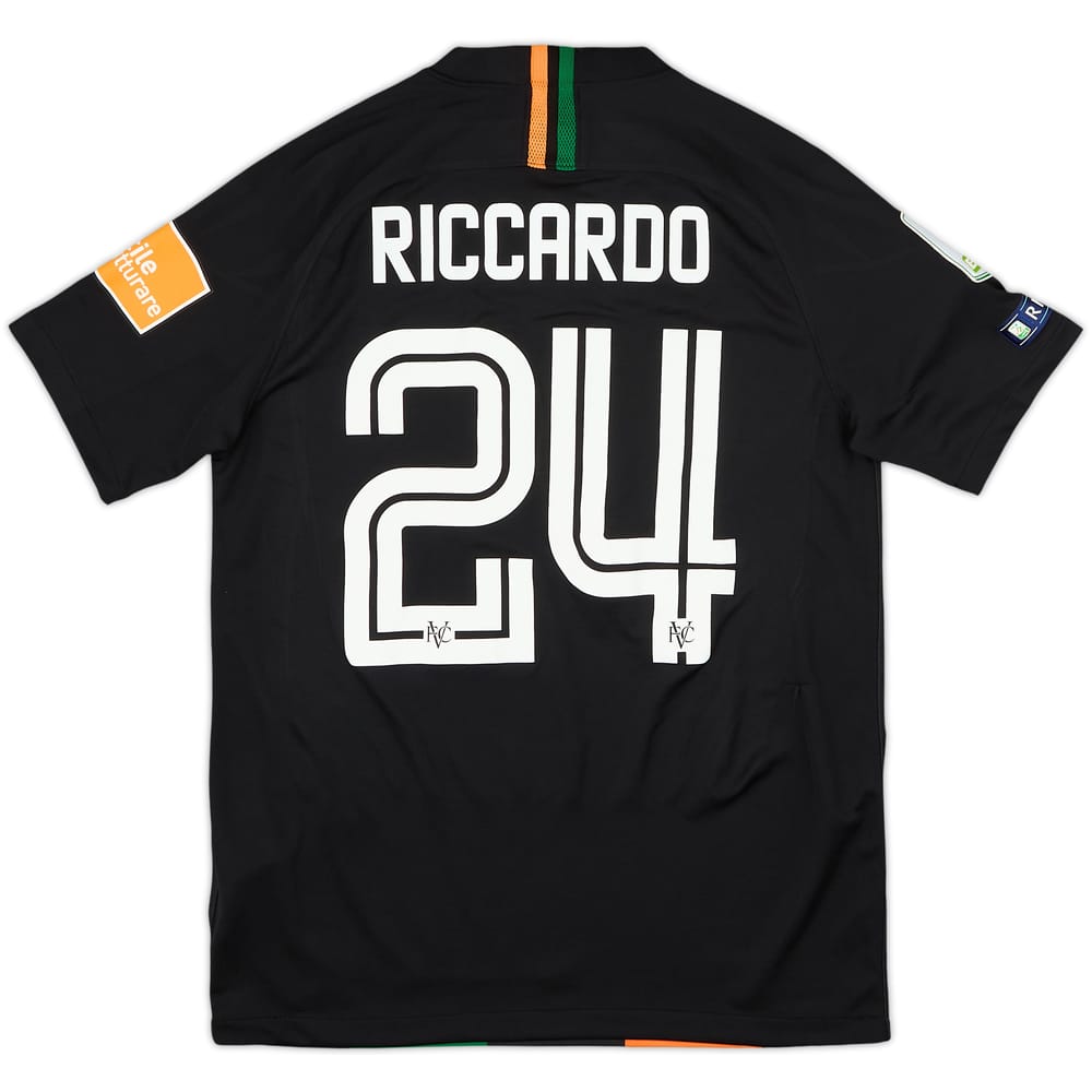 2019-20 Venezia Match Issue Home Shirt Riccardo #24
